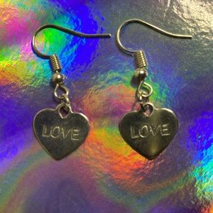 Dainty “ Love” heart earrings 🩷